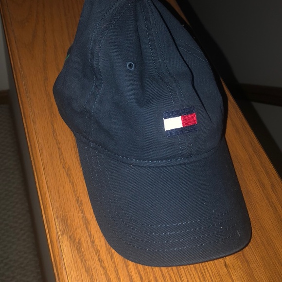 tommy hilfiger ball cap